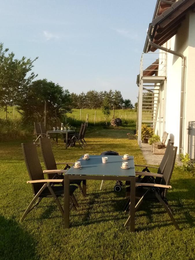 Apartmany Kohoutek A Slepicka V Novohradskych Horach โนเว ฮราดี ภายนอก รูปภาพ