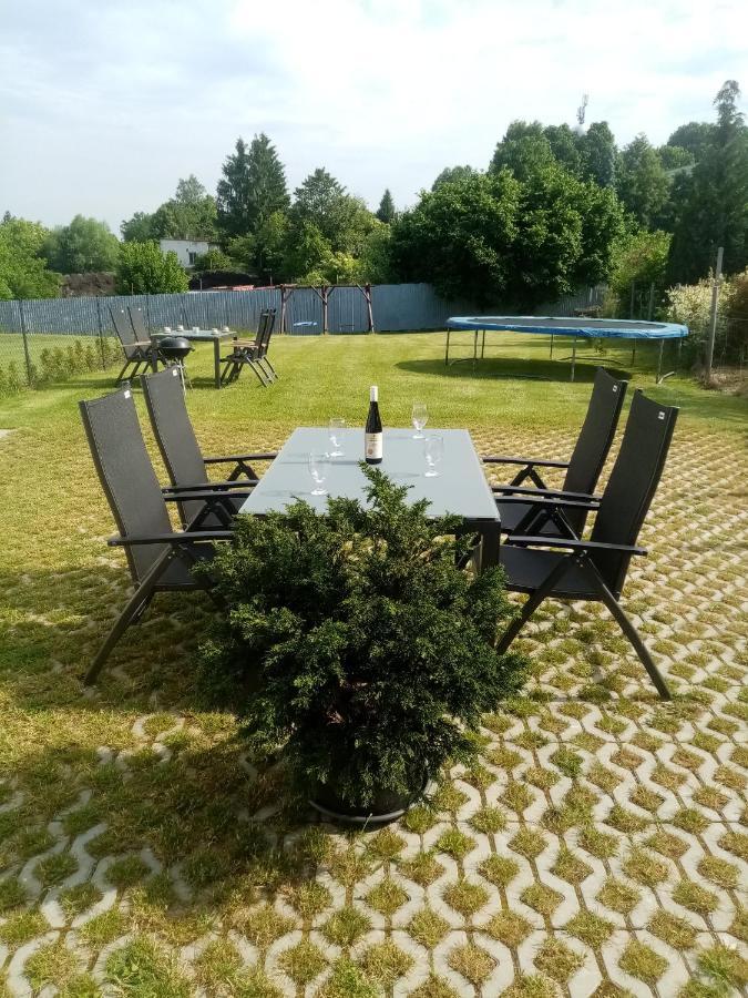Apartmany Kohoutek A Slepicka V Novohradskych Horach โนเว ฮราดี ภายนอก รูปภาพ