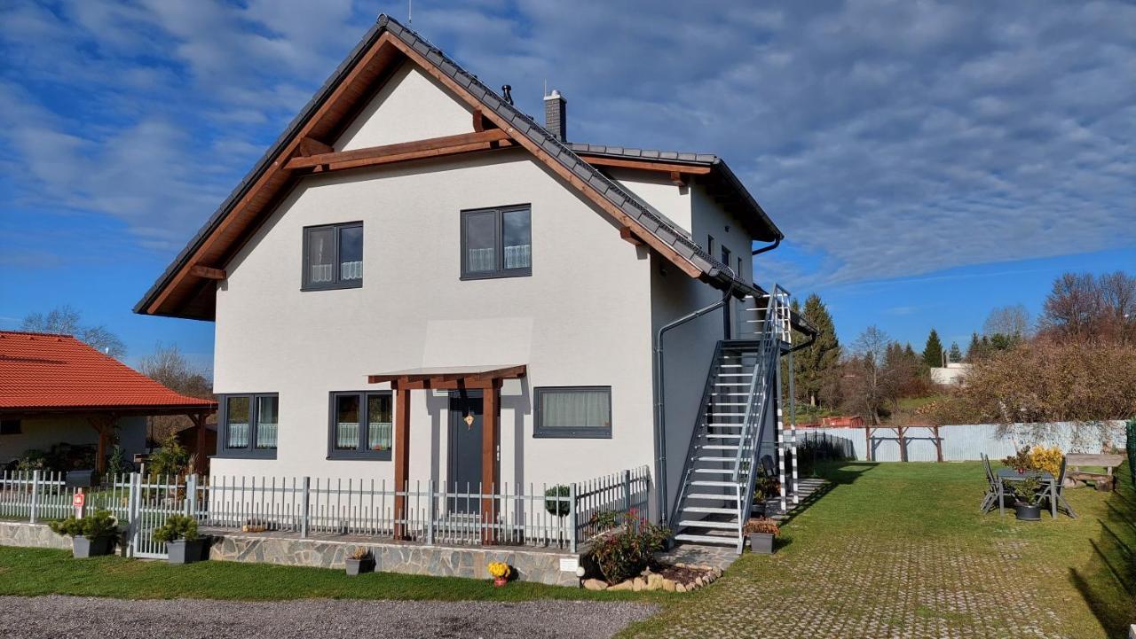 Apartmany Kohoutek A Slepicka V Novohradskych Horach โนเว ฮราดี ภายนอก รูปภาพ