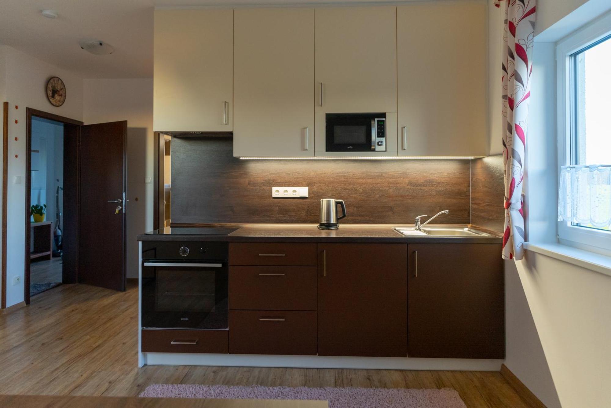 Apartmany Kohoutek A Slepicka V Novohradskych Horach โนเว ฮราดี ภายนอก รูปภาพ